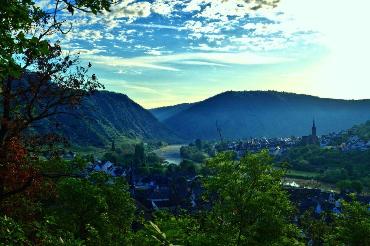 Kaiserliches Postamt Cobern Kobern-Gondorf Eksteriør billede
